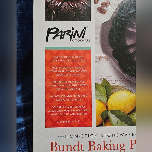 Parini Bundt Pan Nonstick Stoneware - Picture 4 of 4